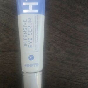 NEW Intensive eye serum